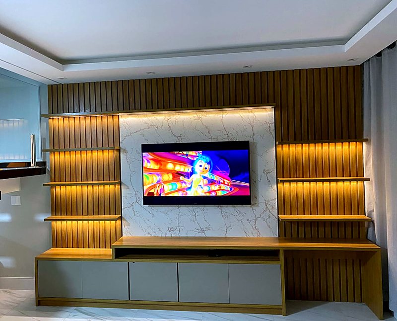 Painéis e Racks de TV